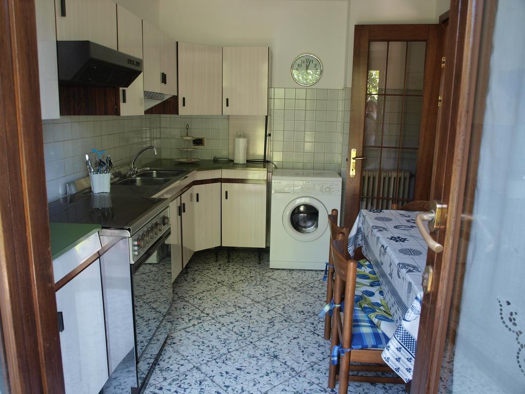 Apartment Maria & Patrizio Lignano Sabbiadoro Habitación foto